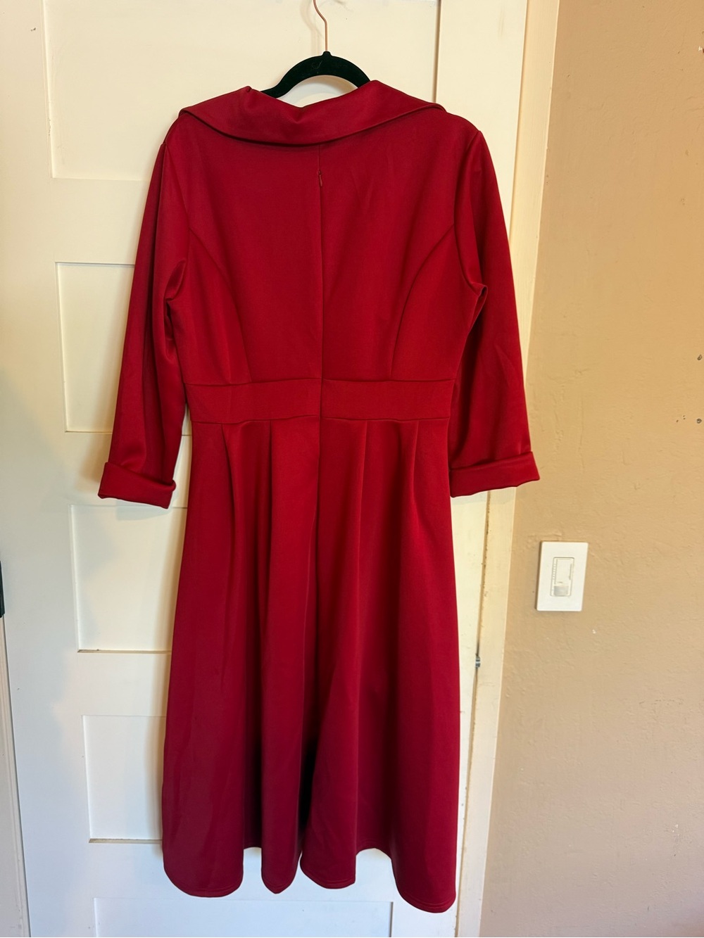 Classic Red Swing Dress - Picture 3 of 3